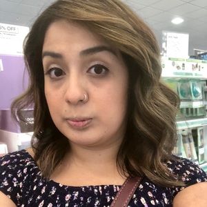 Meet your Posher, Lynda